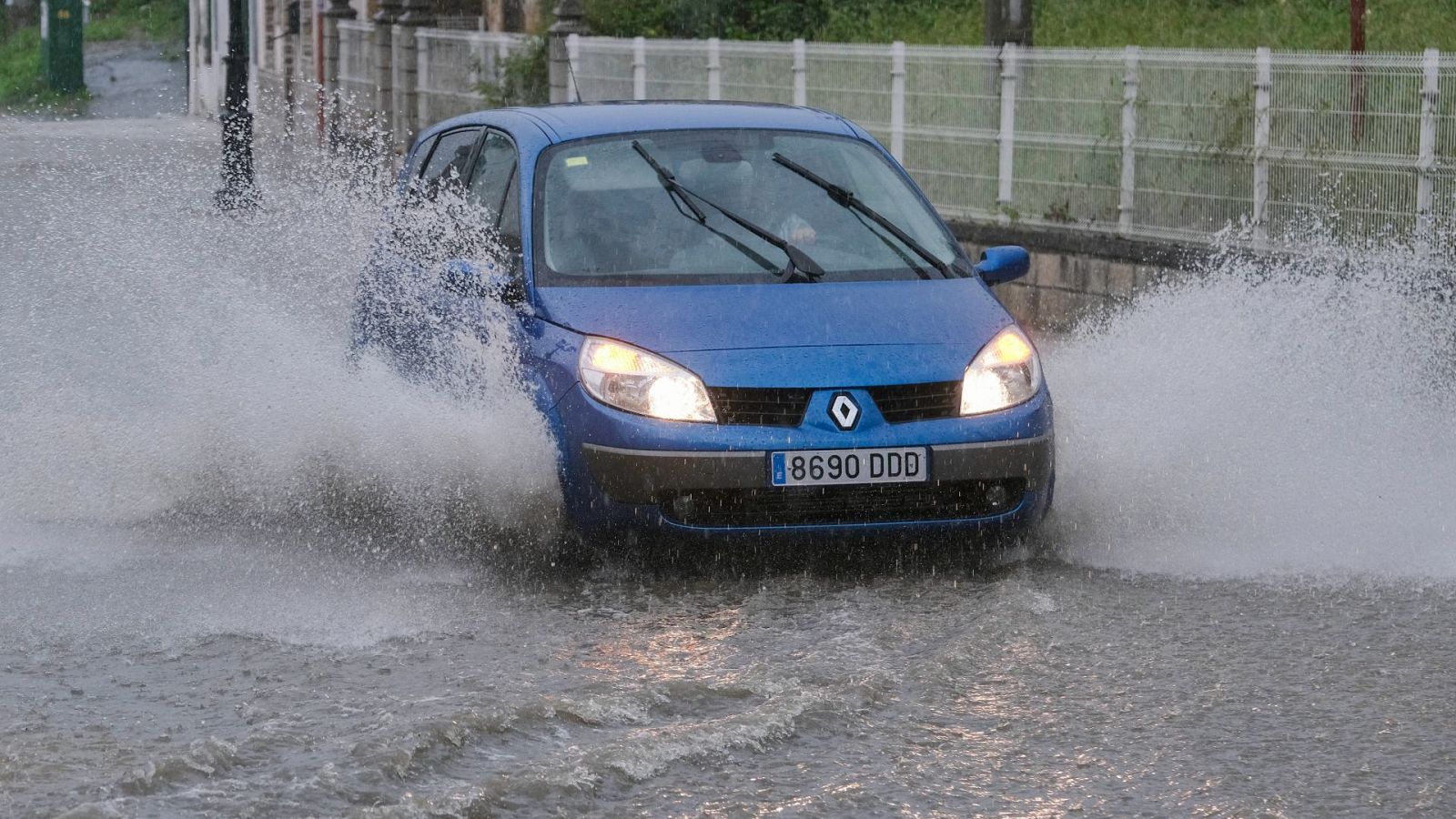 Un 20% de los coches que se vendan en 2030 serán eléctricos