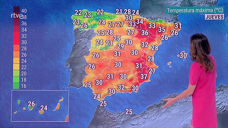 Una borrasca situada al oeste de Portugal afectará a gran parte del tercio noroeste peninsular, con cielos nubosos, chubascos y tormentas ocasionales en general - ver ahora