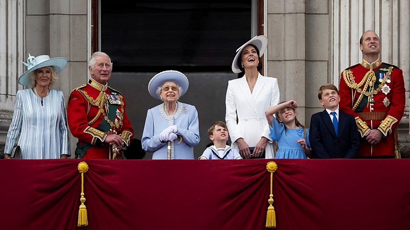Comienzan los festejos oficiales para celebrar el Jubileo de Platino de Isabel II