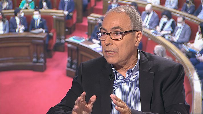 Aquí parlem - Entrevista a Carles Castro, periodista