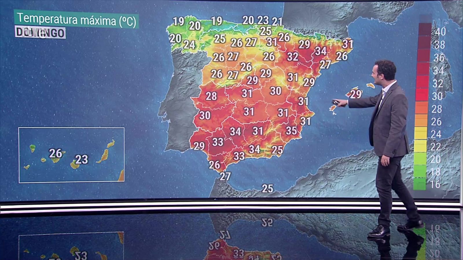 Nuboso con precipitaciones en Galicia y Cantábrico, que pueden ir acompañadas de alguna tormenta, pudiendo ser localmente fuertes - ver ahora