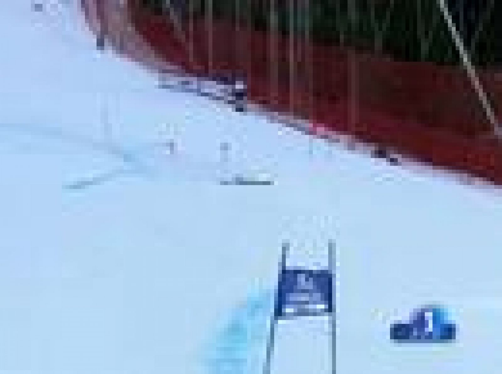 La doble campeona del mundo estadounidense, LIndsay Vonn, sufrió un aparatoso accidente en la Copa del Mundo, en Lienz.