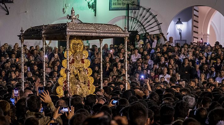 Suspenden la procesión de la Virgen del Rocío por una rotura