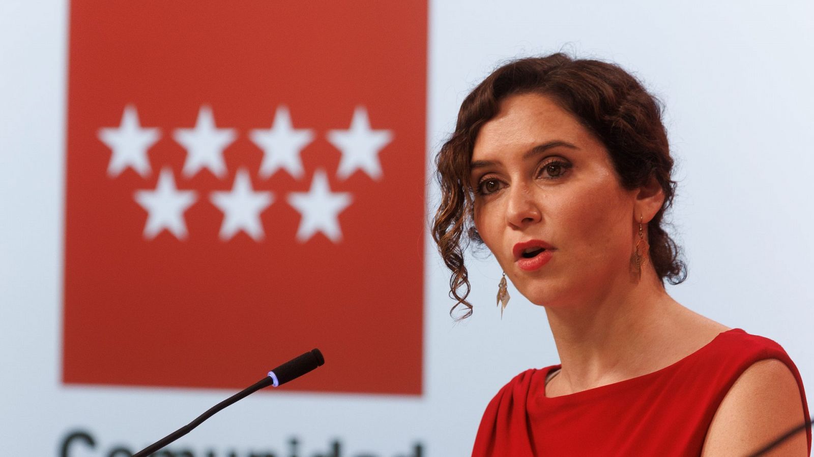 Ayuso recurre ante el Supremo el currículo de Bachillerato  en solitario