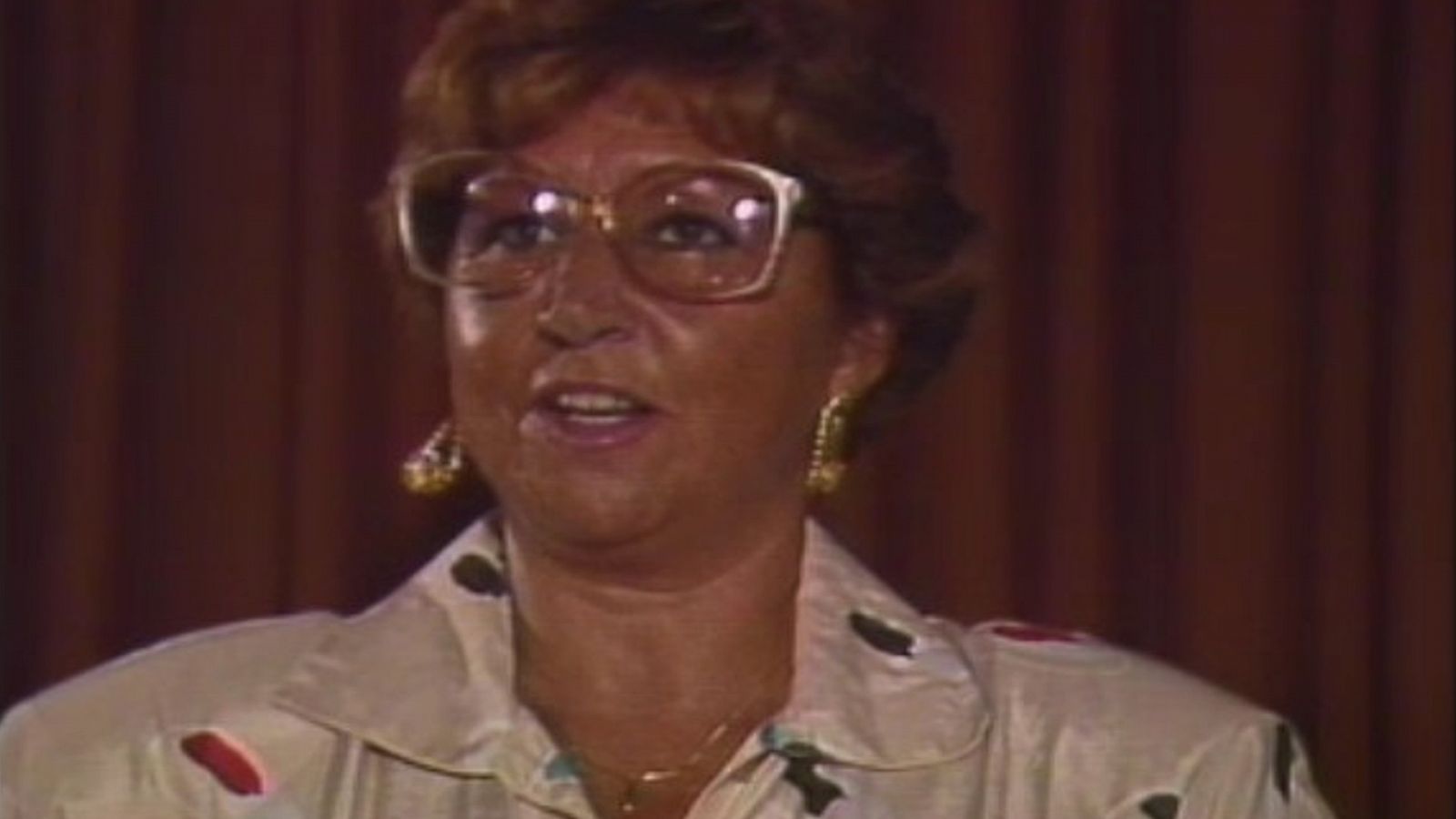 Arxiu TVE Catalunya - La plaça de la Lluna - M.M.Almendros, actors de doblatge, Loquillo