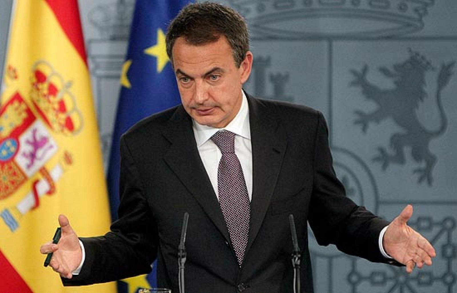 Zapatero asegura que en 2010 se pasará de la "recesión a la recuperación"