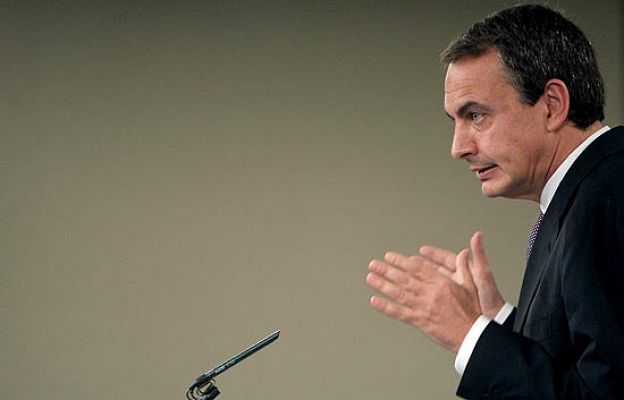  - Zapatero respalda a Rubalcaba