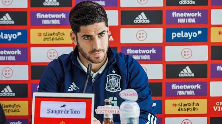 Telediario 1 - Marco Asensio: "Hablaré de mi futuro tras la concentración"