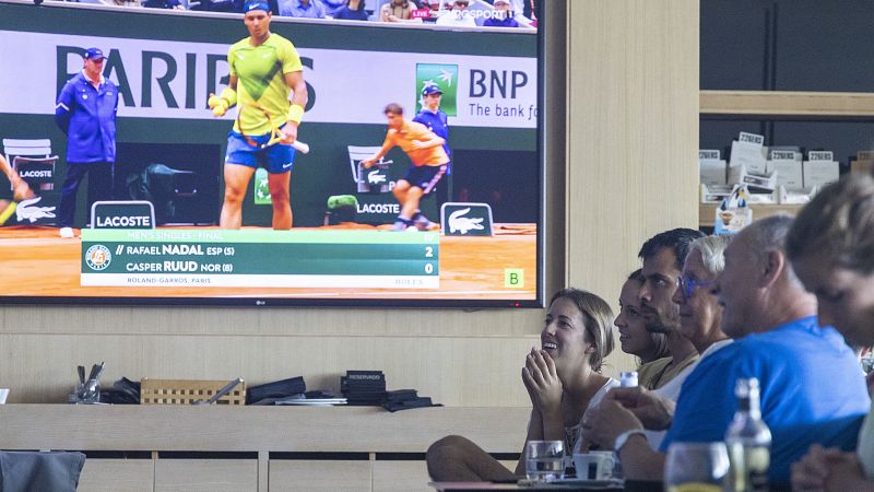La Rafa Nadal Academy vibra con el campeón de Roland Garros     