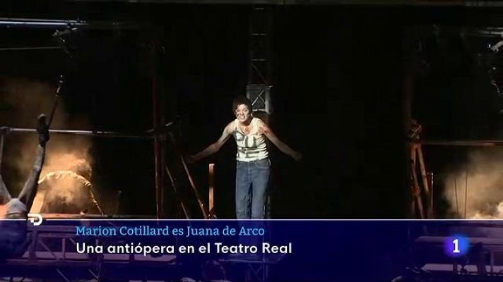 Marion Cotillard representa 'Juana de Arco en la hoguera', en el Teatro Real