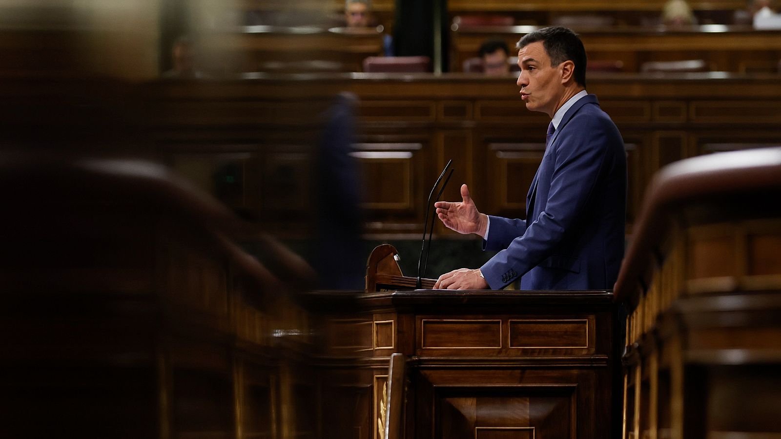 Sánchez pide el apoyo de los partidos a la prórroga del plan anticrisis