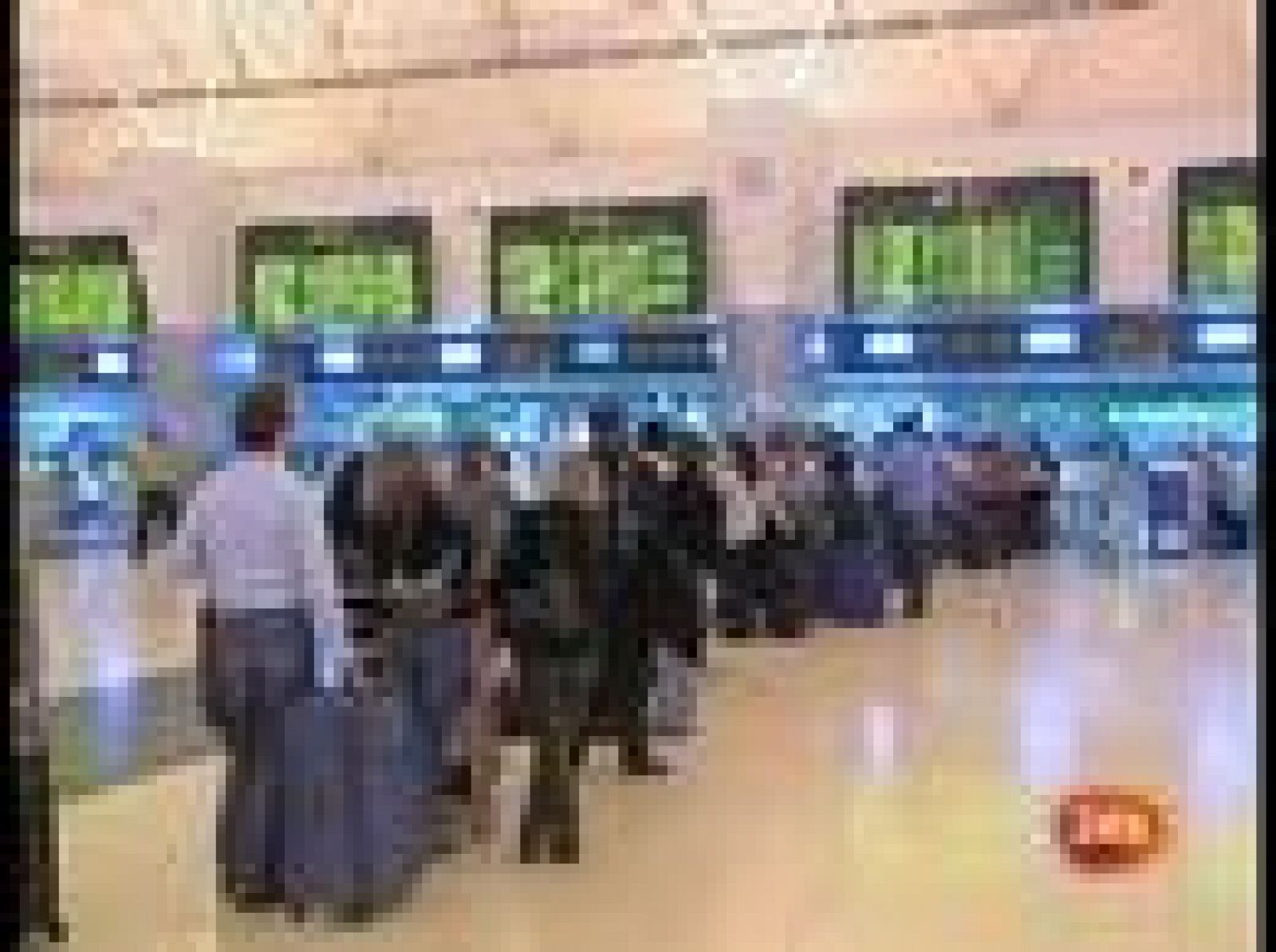 Retrasos por avería en los  aeropuertos canarios | Ver