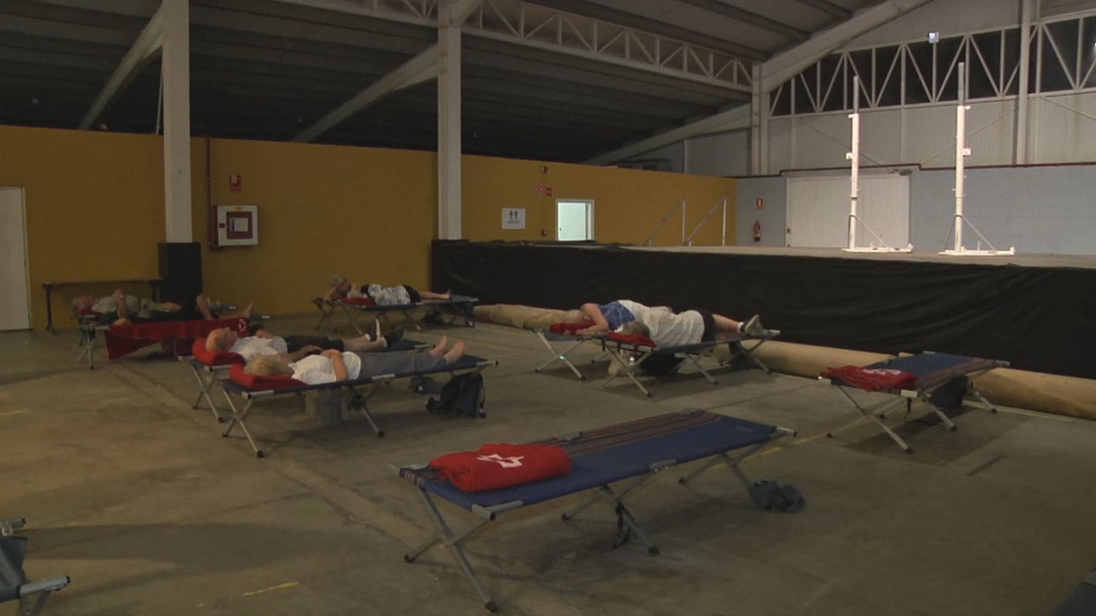 Desalojados por el incendio - Ver ahora