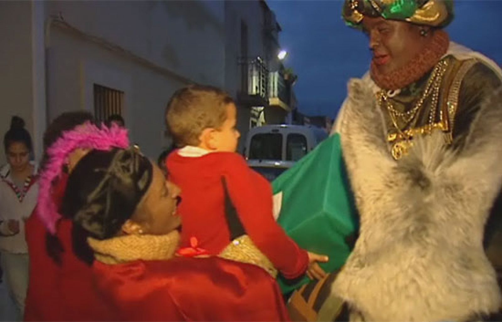 Los Reyes Magos de Oriente han estado en algunas casas repartiendo los regalos a los niños