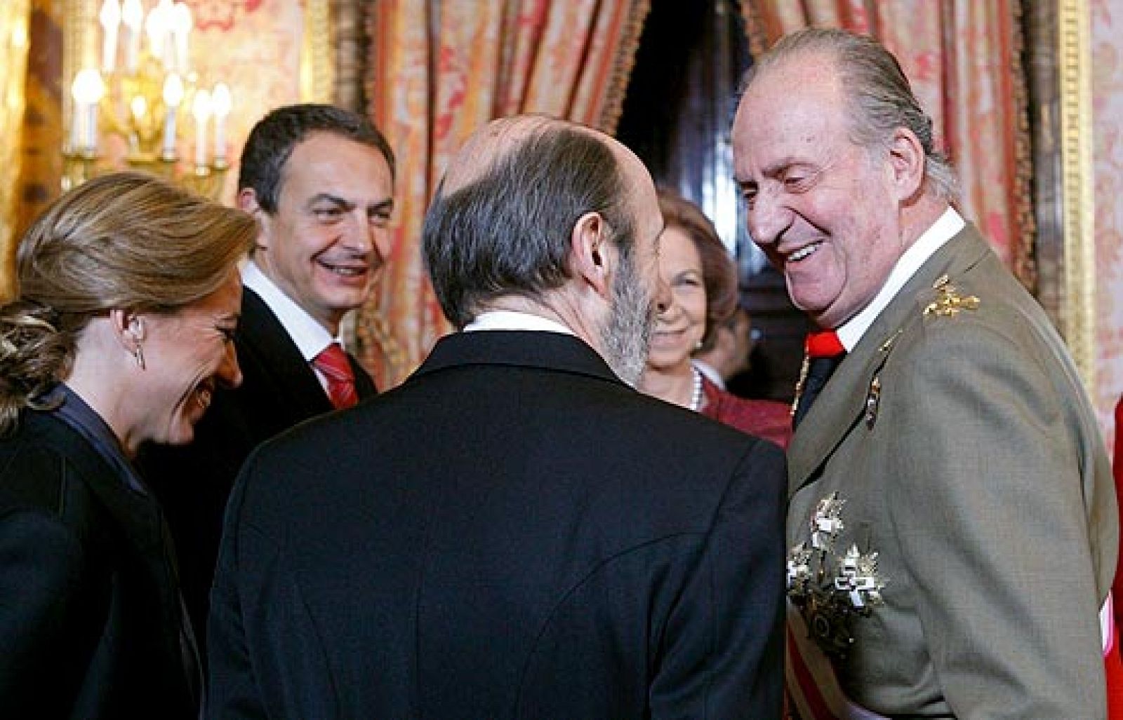 Chacón justifica el envío de más tropas en Afganistán