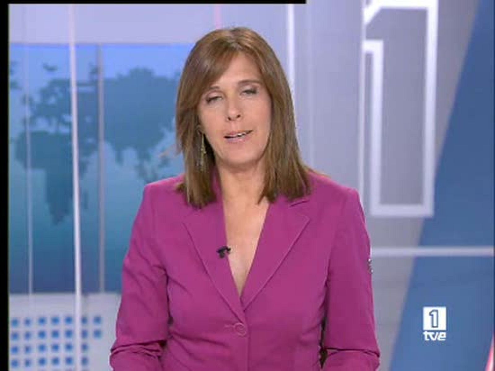  La Comisión Europea ha decidido llevar a Italia ante la Justicia por no resolver el problema de las basuras, que se siguen acumulando en las calles de Nápoles .