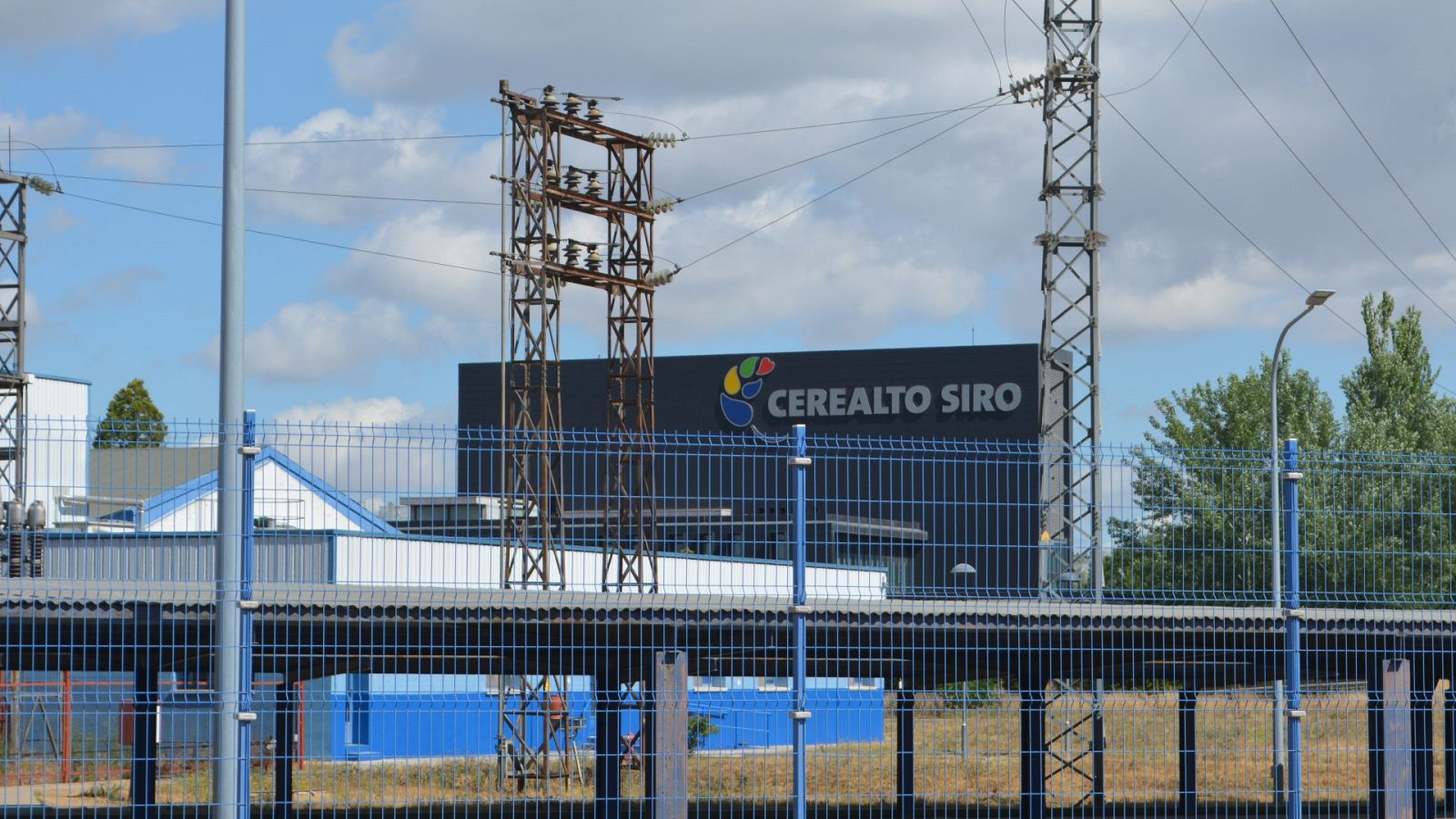 Los trabajadores de Siro buscan un acuerdo para evitar el cierre