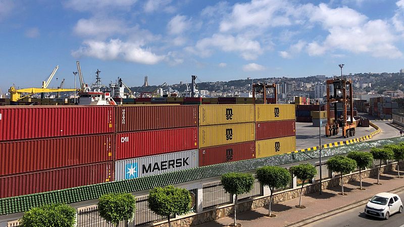 Los empresarios piden a España y Argelia que "calmen la situación"