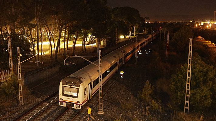 Telediario Matinal - Una treintena de heridos en un choque de trenes en Vila-seca, Tarragona