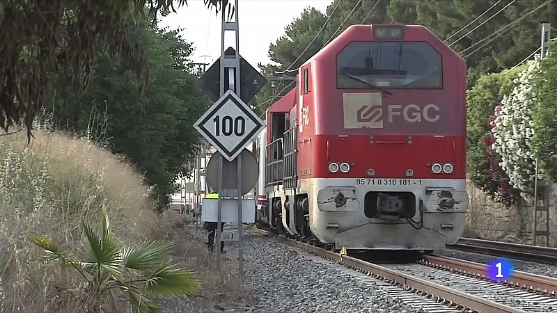 Xoc de trens a Vila-Seca: la locomotora s'ha saltat el semàfor en vermell