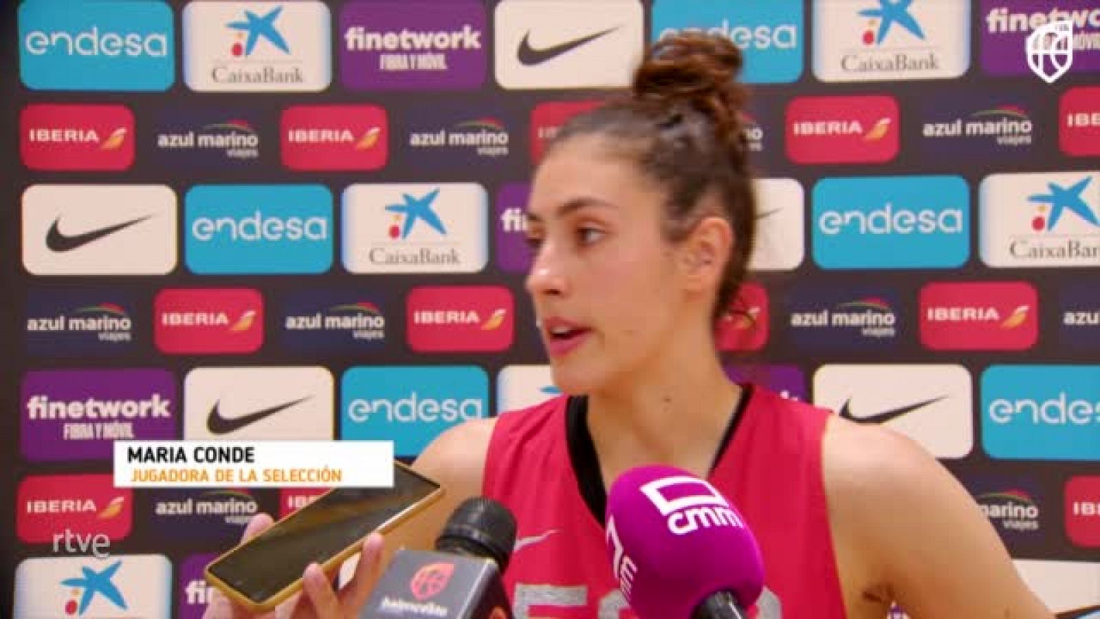 María Conde: "Las veteranas nos marcan el camino que tenemos que seguir"