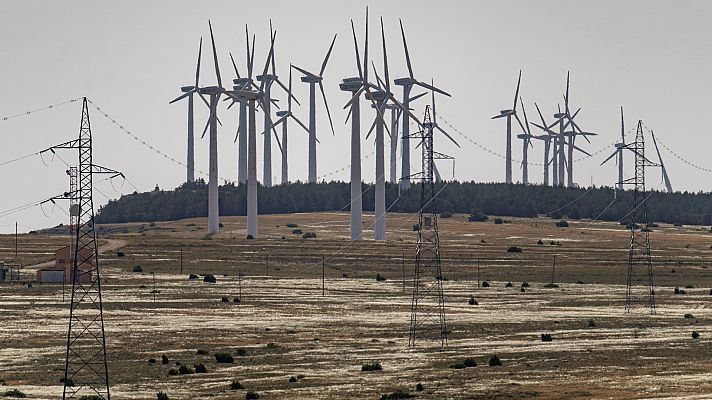 El segundo día con tope al precio del gas no se refleja todavía en la factura de la luz