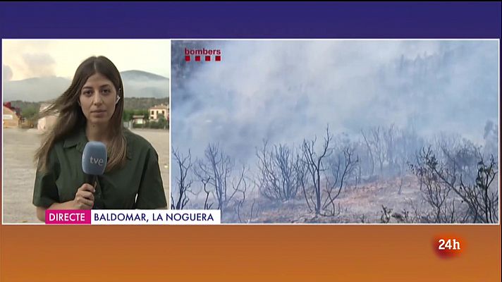 Els Bombers intenten frenar l'incendi d'Artesa