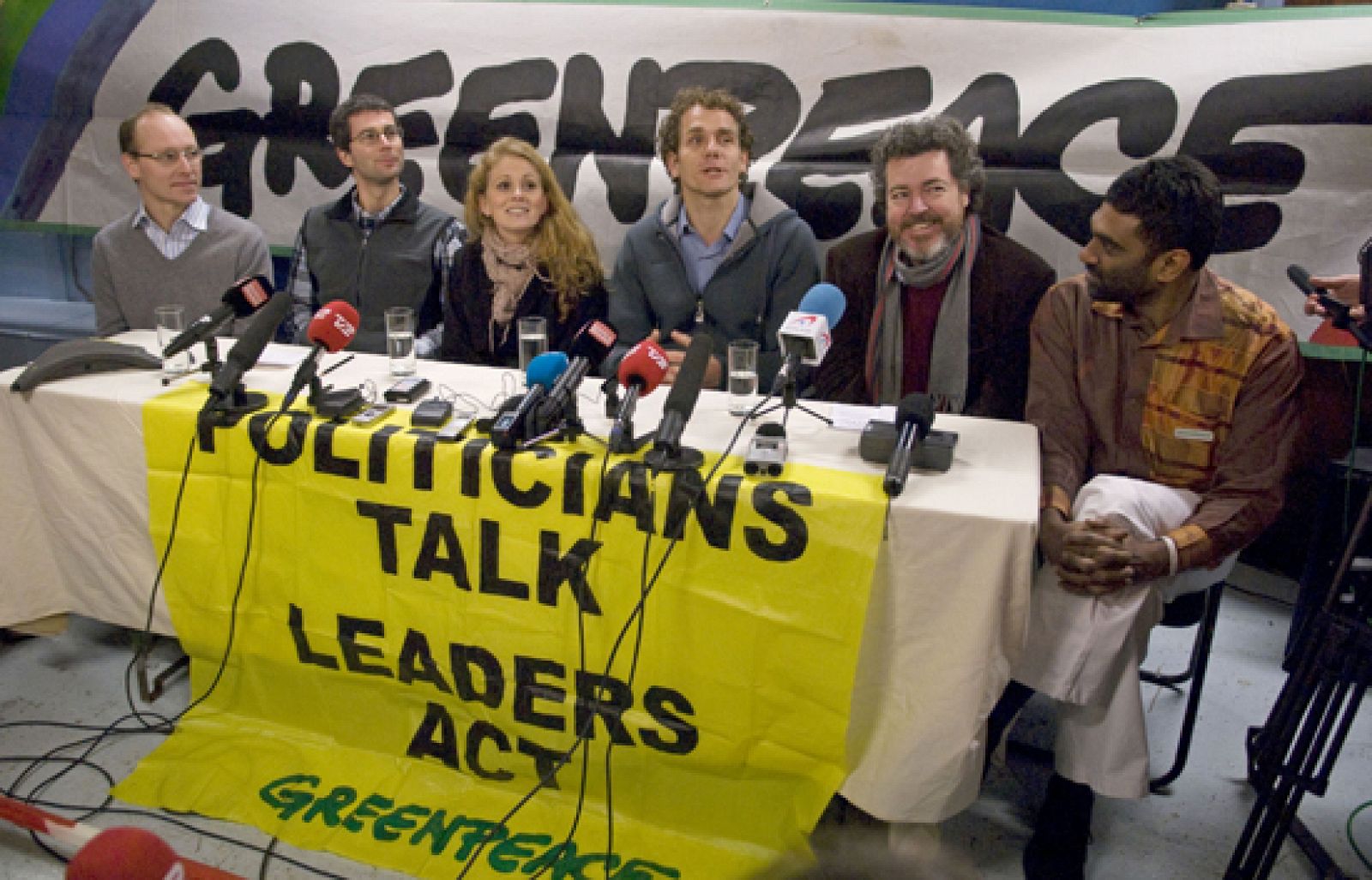 Regresa a españa el director de Greenpeace en España