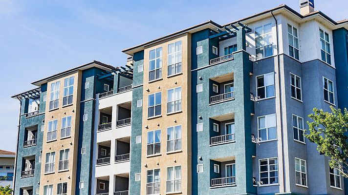 Telediario 1 - El número de viviendas turísticas en España desciende un 3%