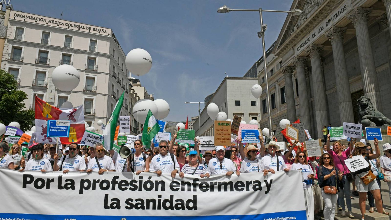 El sector de las enfermería sale a la calle para exigir mejores condiciones laborales            