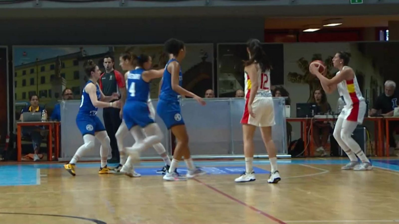 Baloncesto - Encuentro amistoso Selección Femenina: Italia - España - ver ahora
