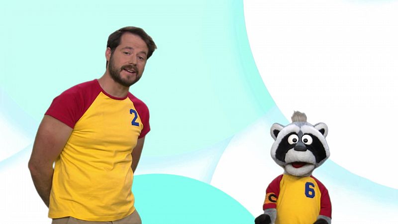 ¡Un mapache futbolero!