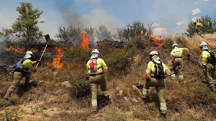 El fuego no da tregua a Navarra con cinco incendios activos, dos de ellos descontrolados