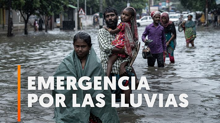 Las intensas lluvias causan estragos en China con cortes de electricidad y carreteras inundadas