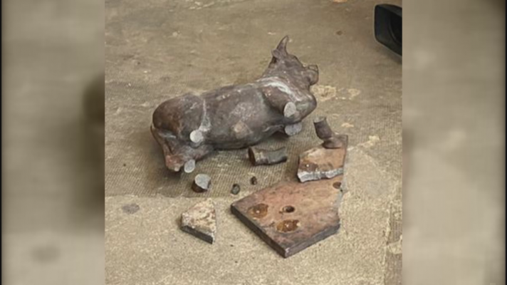  - Indignación y tristeza entre los turolenses tras la caída del torico