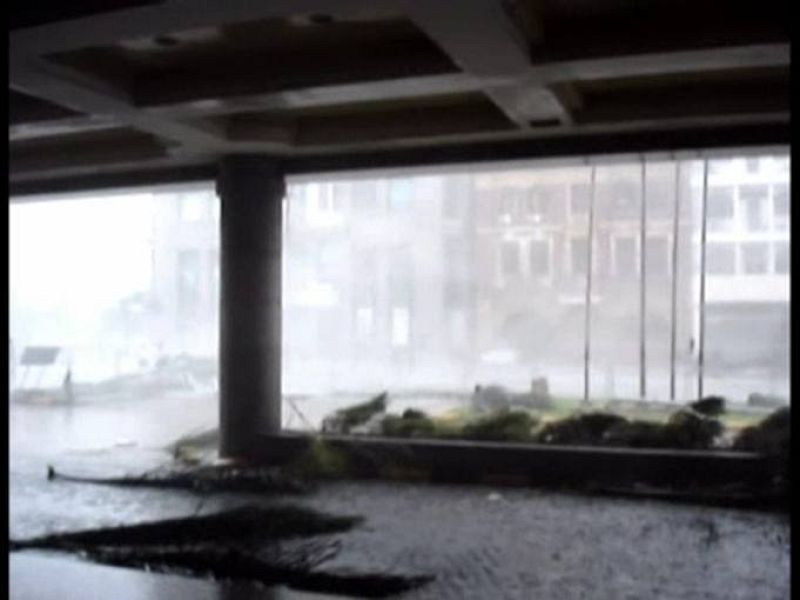 Video casero del ciclón Nargis en Birmania.