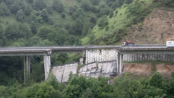 Los expertos siguen investigando las causas del colapso del viaducto de la A-6 