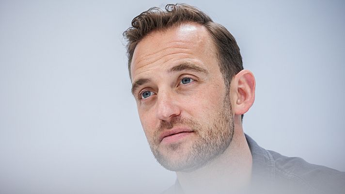 Telediario 1 - Joël Dicker termina la saga Quebert con su nueva novela 'El caso Alaska Sanders'