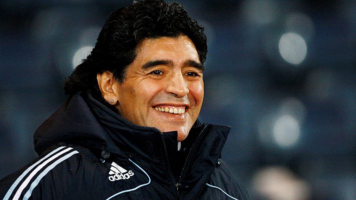 Telediario Matinal - Ocho sanitarios serán juzgados por homicidio involuntario por la muerte de Maradona