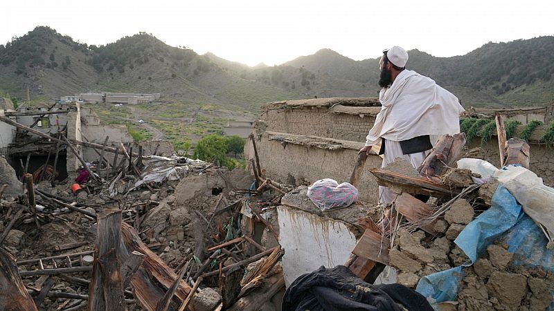 Los talibanes piden ayuda internacional para afrontar las consecuencias del terremoto
