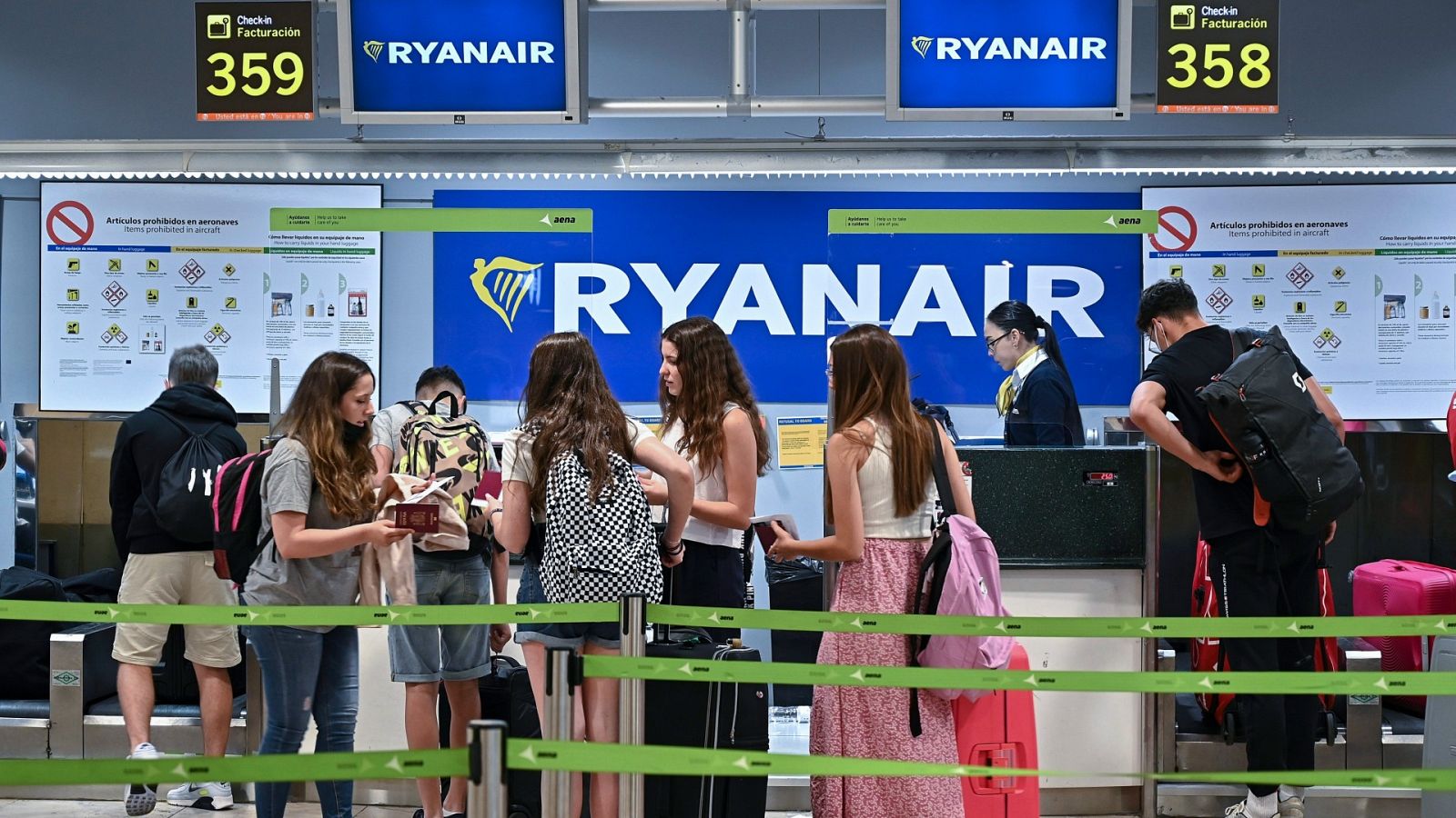 huelga de y Ryanair: ¿qué pueden hacer los viajeros afectados? ¿Tienen derecho a indemnización?