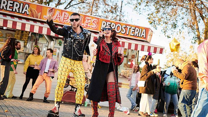 Telediario Fin de Semana - Ladilla rusa, el grupo de electropop y tecno rumba que triunfa con humor