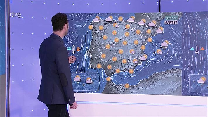 Intervalos de viento fuerte en el Estrecho y Alborán. Precipitaciones localmente fuertes y/o persistentes, en el entorno del norte de Aragón y Pirineo navarro