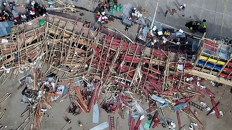 Al menos cuatro muertos por el desplome del palco de una plaza de toros en Colombia