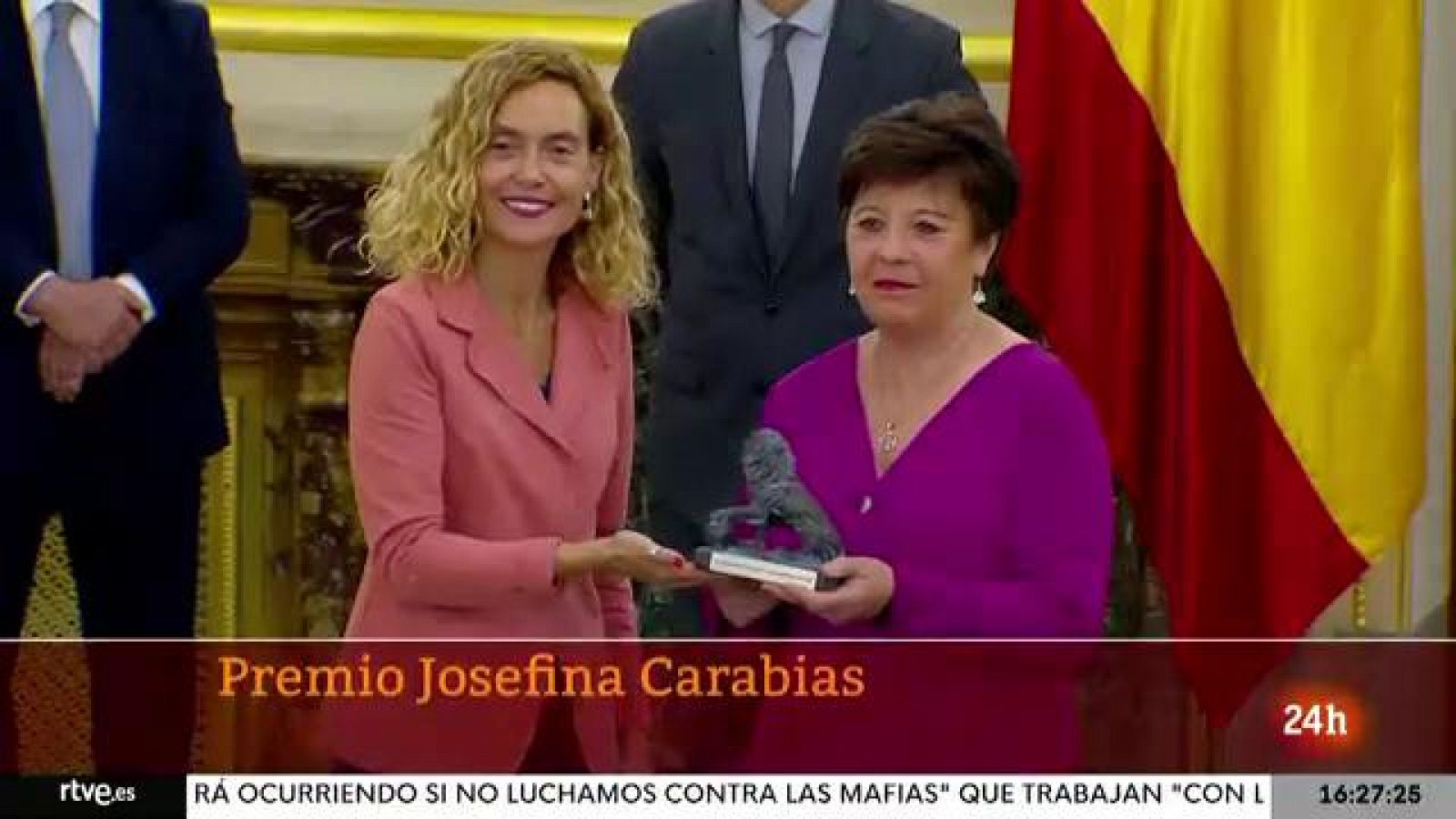 Parlamento - Conoce el Parlamento - Carmen del Riego, premio Josefina Carabias 2022 - 25/06/2022