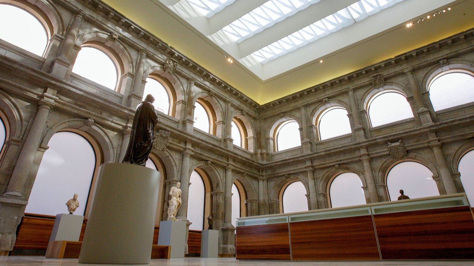 El Claustro, escenario de la cena de la OTAN en el Prado | Ver