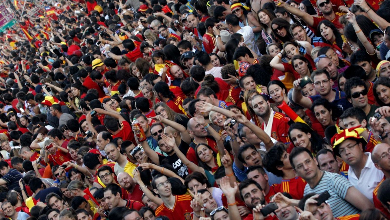 Eurocopa 2012 | La afición española celebra la victoria ante Italia en la final
