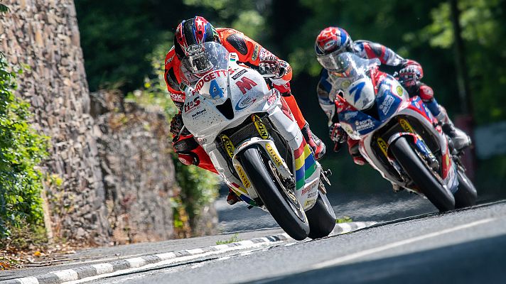 TT Isla de Man - Carrera Bennetts Supertwin TT