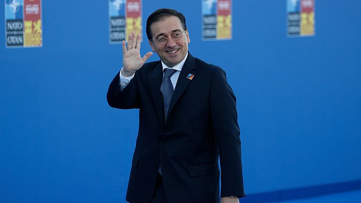 La hora de La 1 - Albares pide una "reflexión" a UP sobre el gasto en defensa: "La seña de identidad de la izquierda es proteger a los ciudadanos"