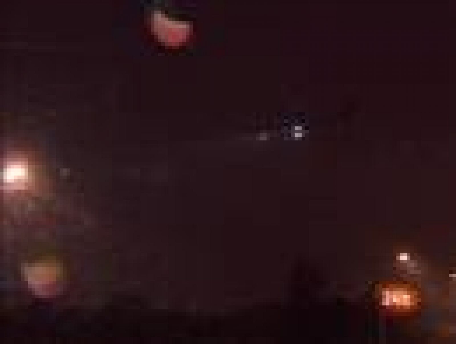 Tres detenidos en un avión que despegaba de Londres | Ver